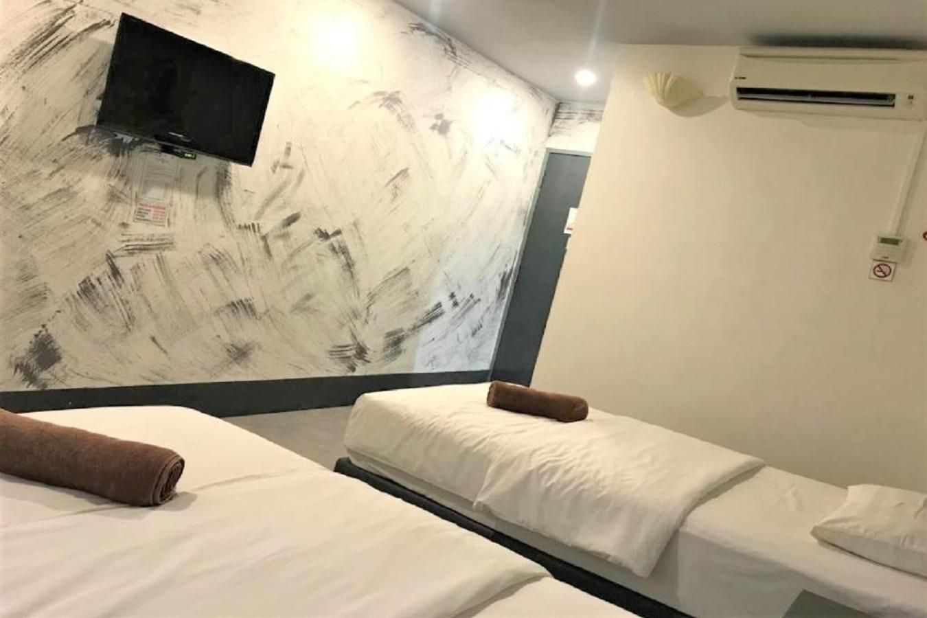 Hotel Ventura Deluxe Twin Room 2