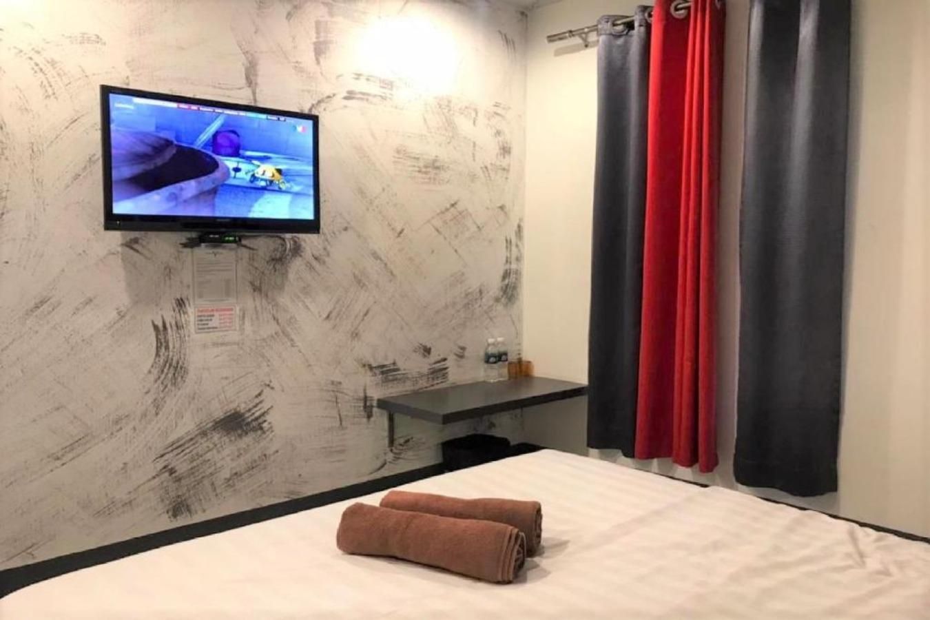 Hotel Ventura Deluxe Double Room 2