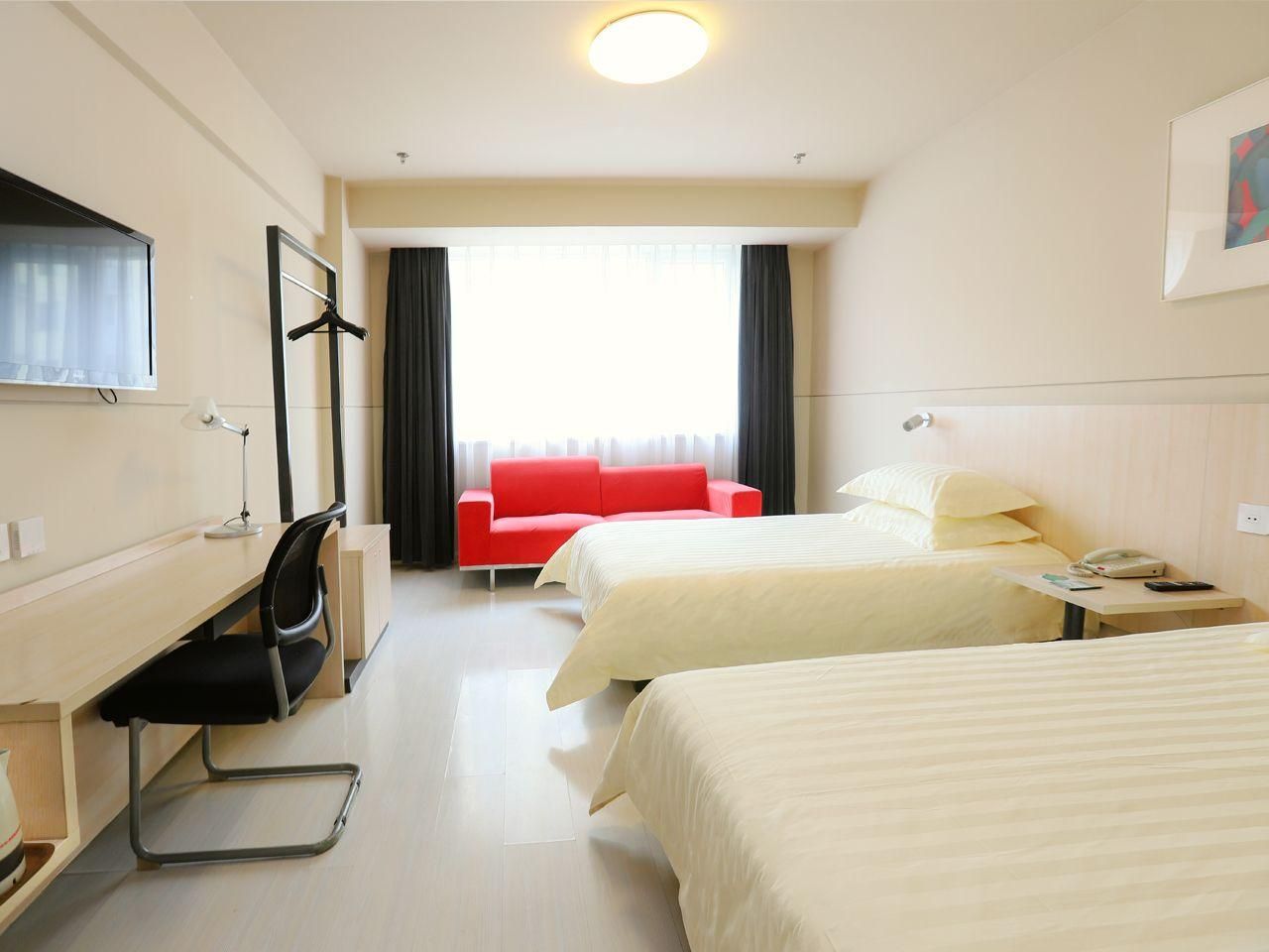 Business Standard Room A