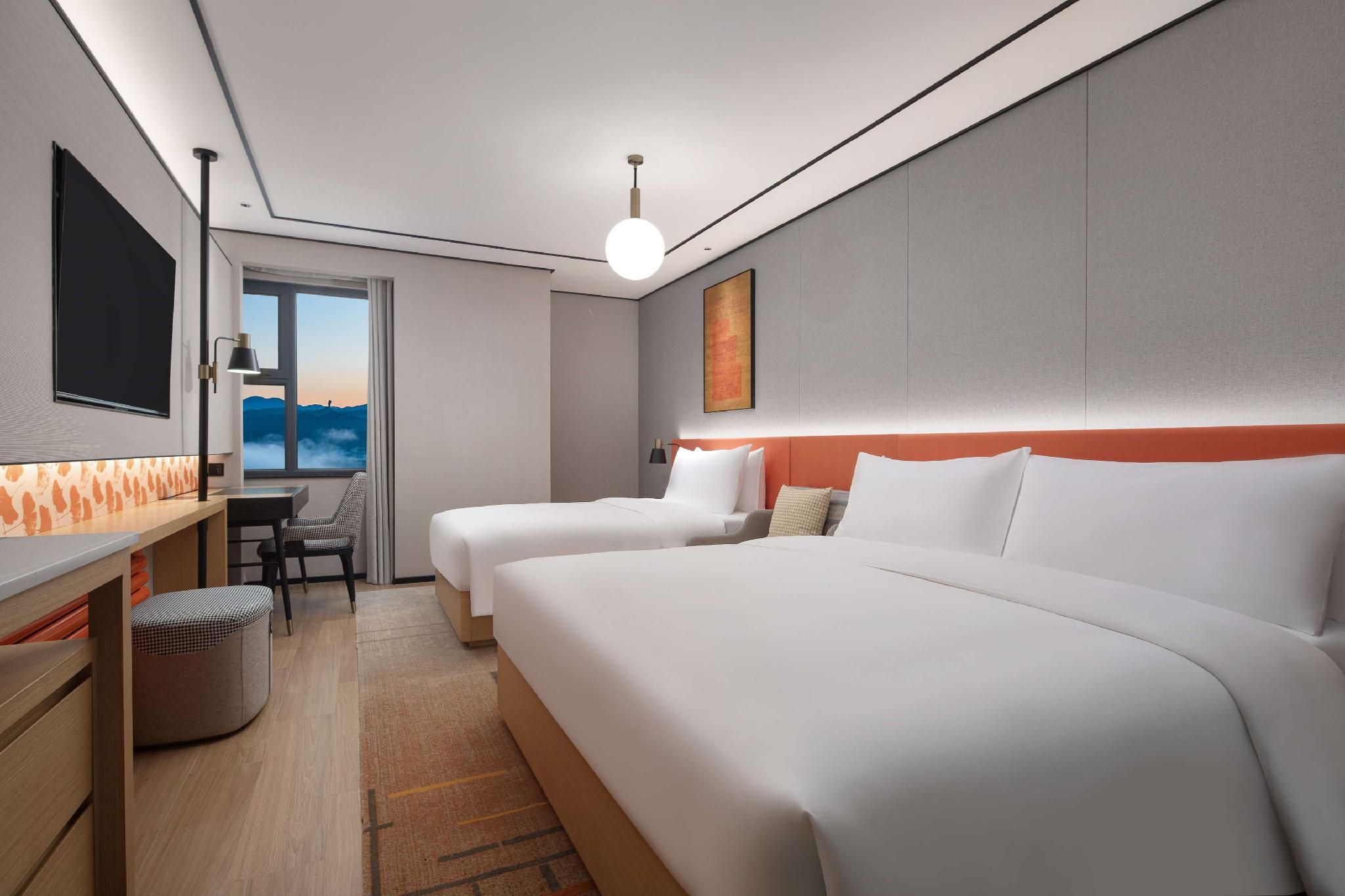 King Deluxe Family Room