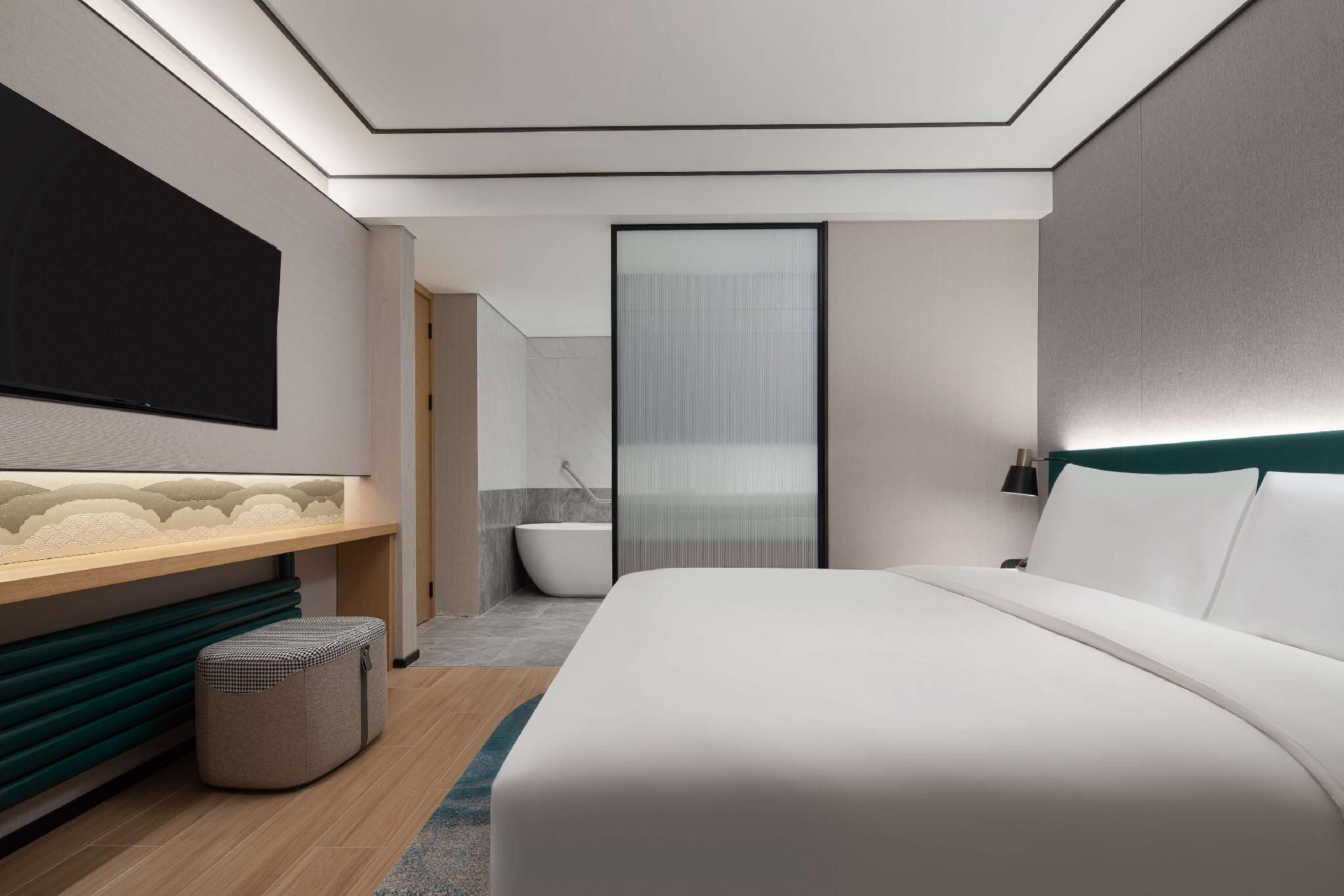 King Deluxe Suite