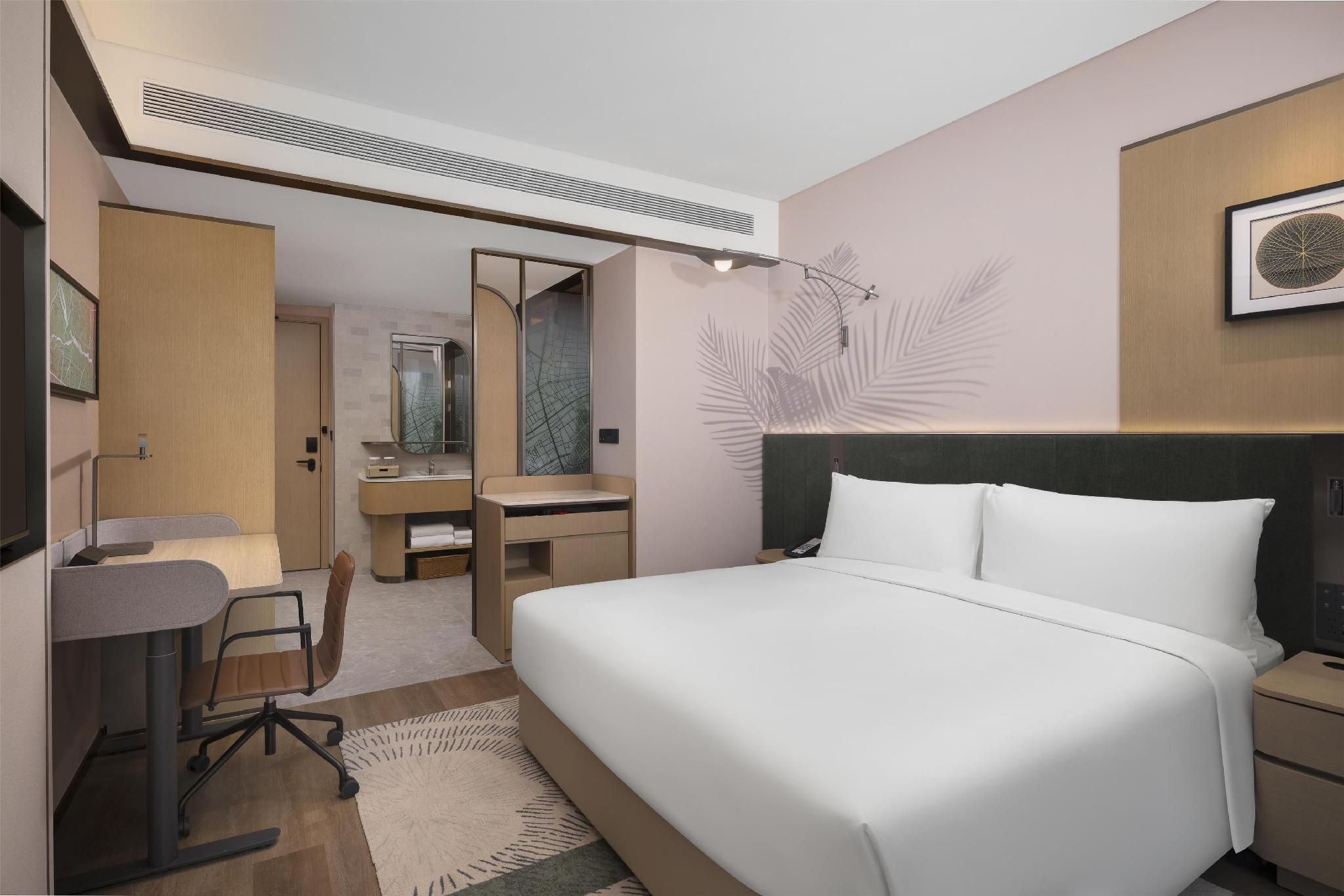 Hilton Garden Inn Chengde High-Tech Zone King Guest Room 2