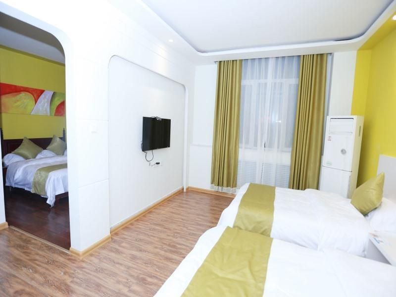 Shell Chengde Longhua County Xingzhou Road Hotel Double Room