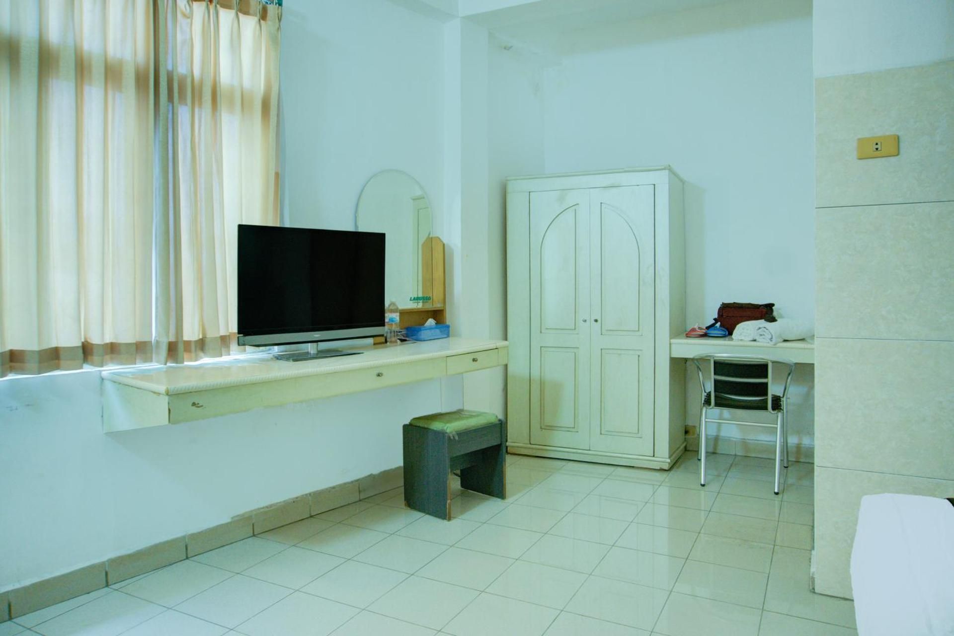 Townhouse Oak Palembang Near Jembatan Ampera Formerly Azzura Hotel Superior Suite 3