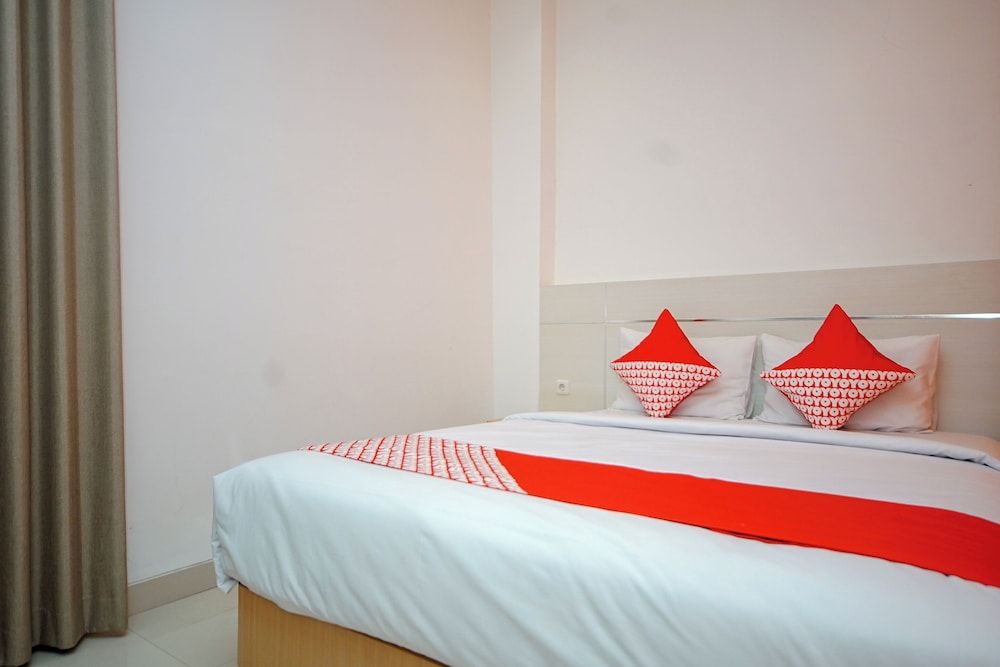 Townhouse Oak Palembang near Palembang Golf Club formerly KR Hotel Standard Double Room 3