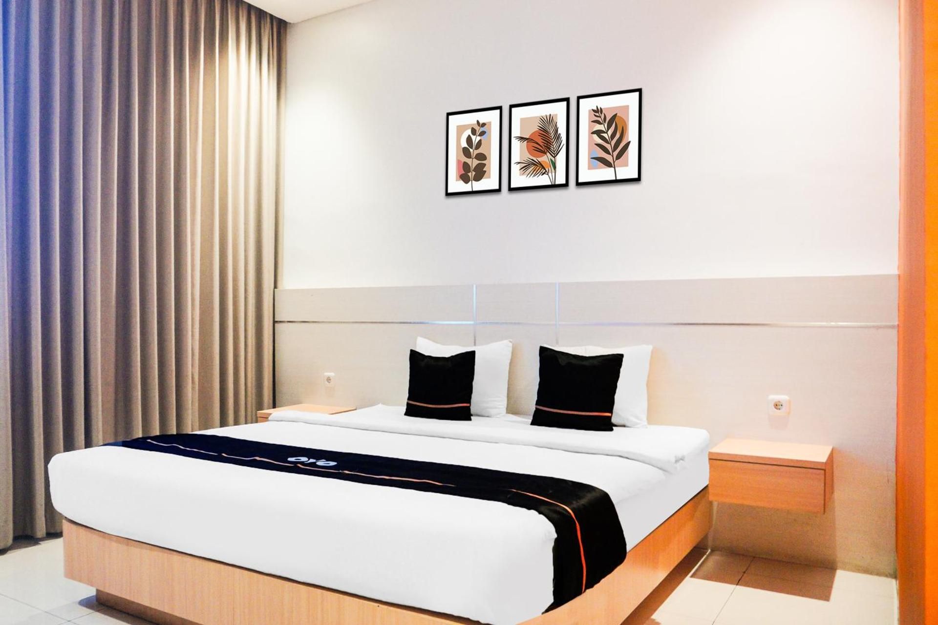 Townhouse Oak Palembang near Palembang Golf Club formerly KR Hotel Deluxe Double Room 6