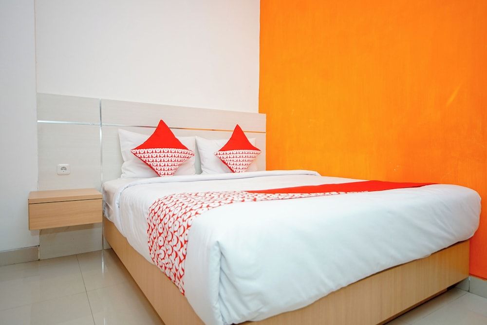 Townhouse Oak Palembang near Palembang Golf Club formerly KR Hotel Standard Double Room