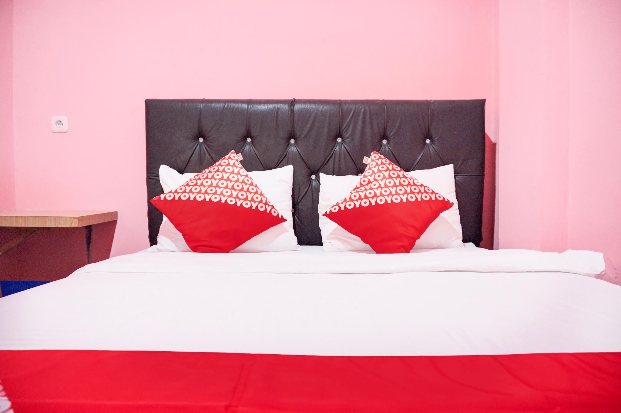 Hotel O Ilir Timur I Near Rsud Siti Fatimah Az-Zahra Formerly Lumendiva Suite Standard Double