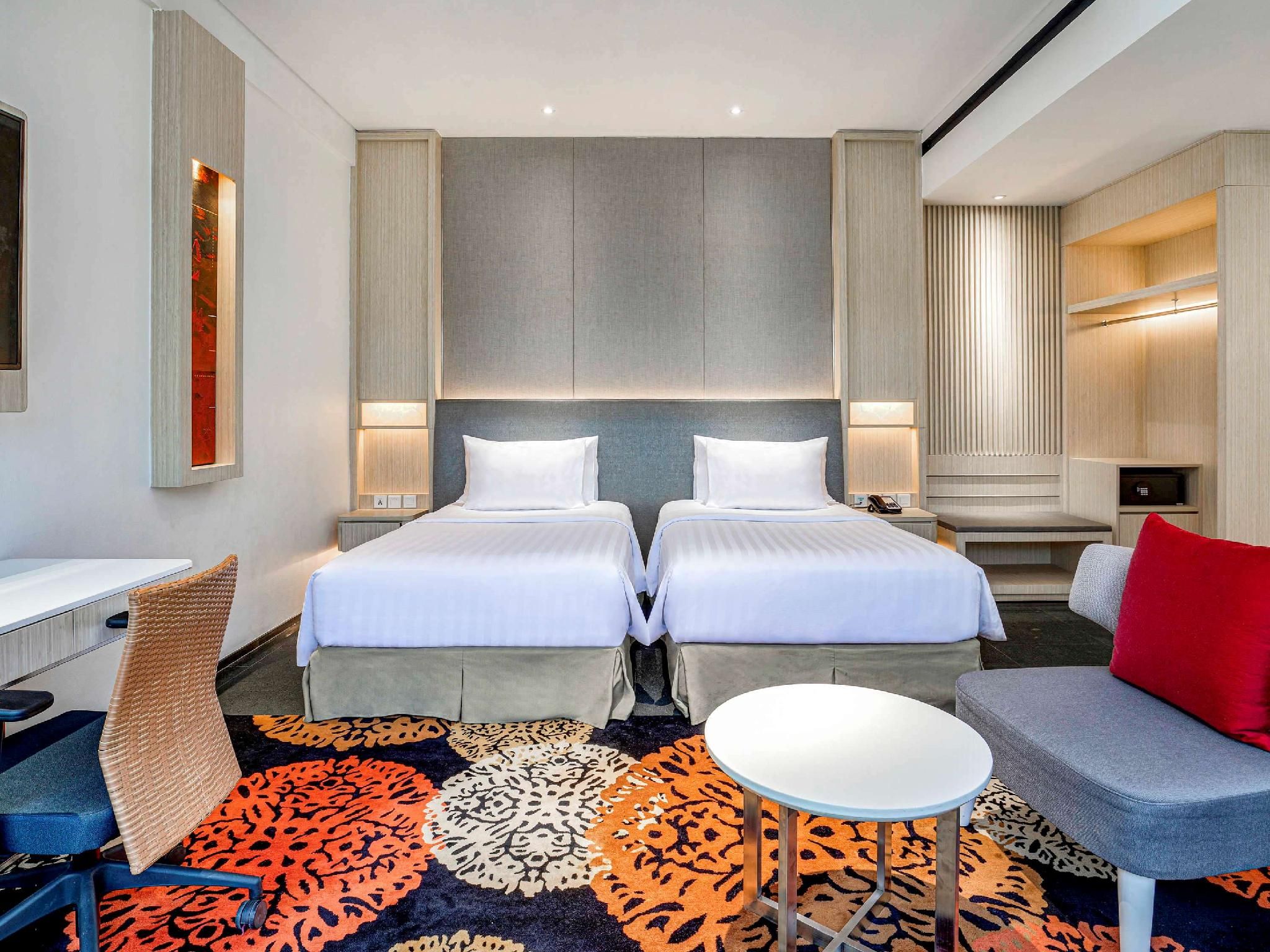 Deluxe Room with twin beds