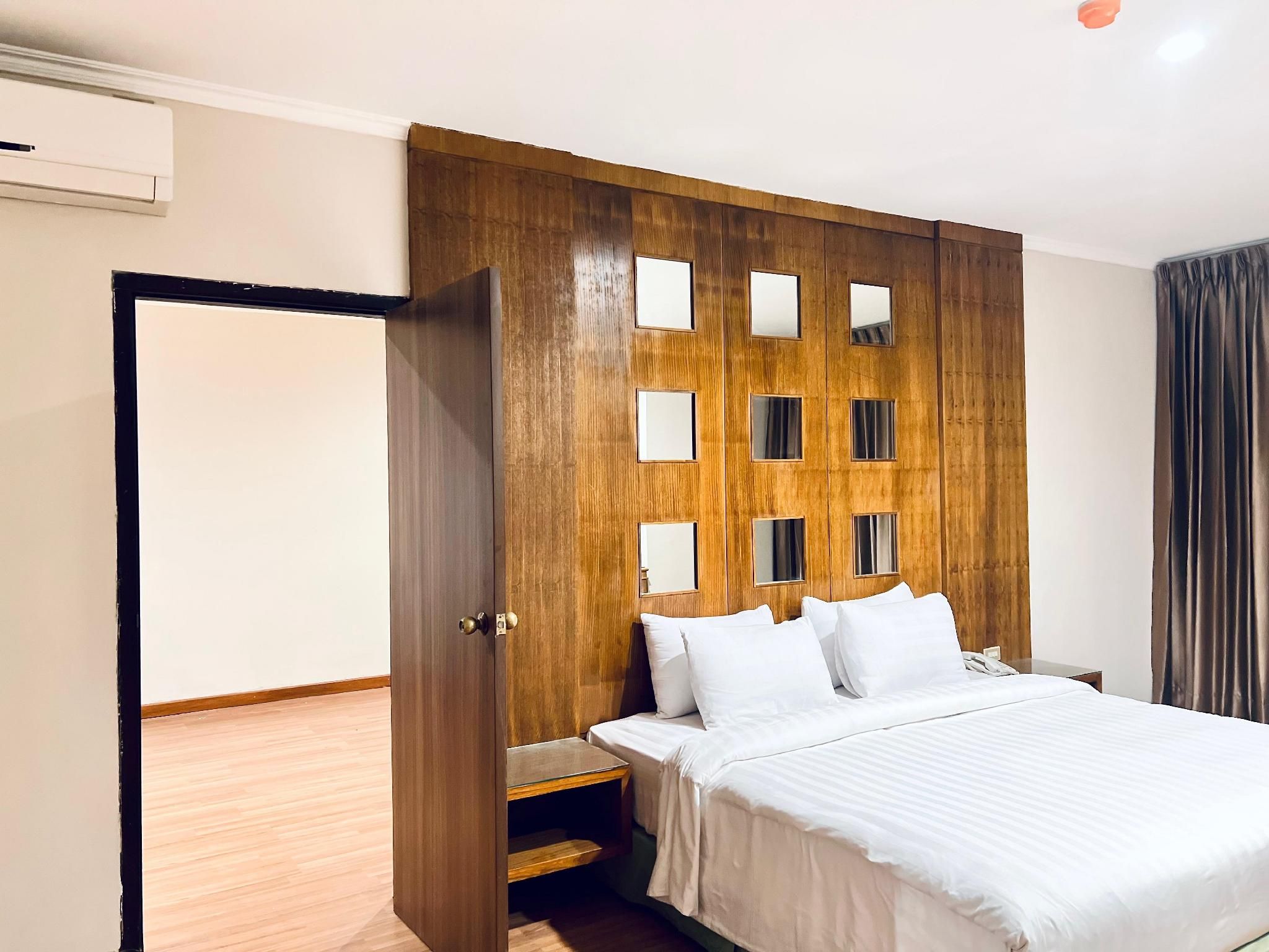 Royal Asia Hotel Executive 2