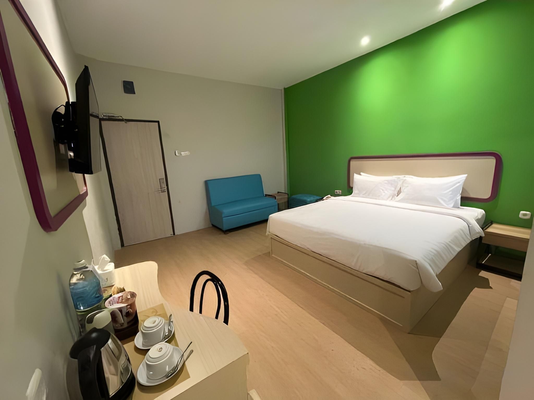 Executive Room