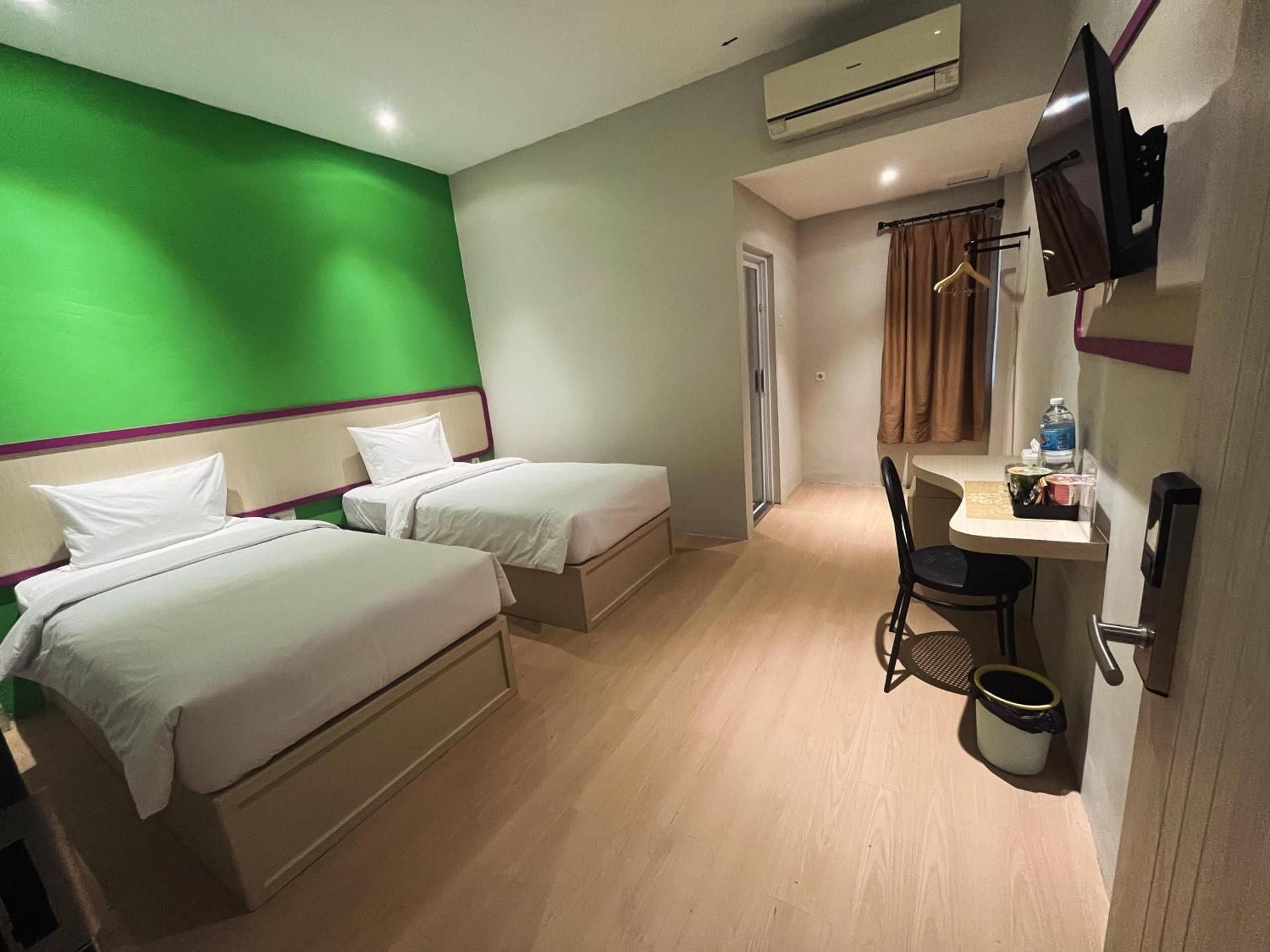 Deluxe Twin Rooms