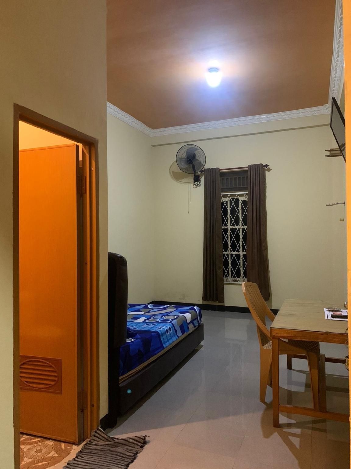 Fan Room