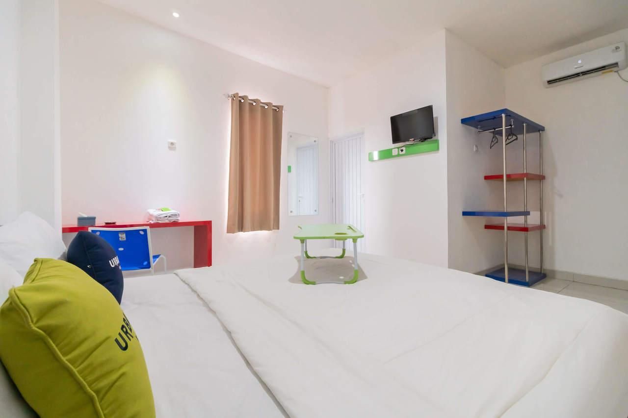 Urbanview Hotel Ephe Palembang by RedDoorz Promotion Room 2