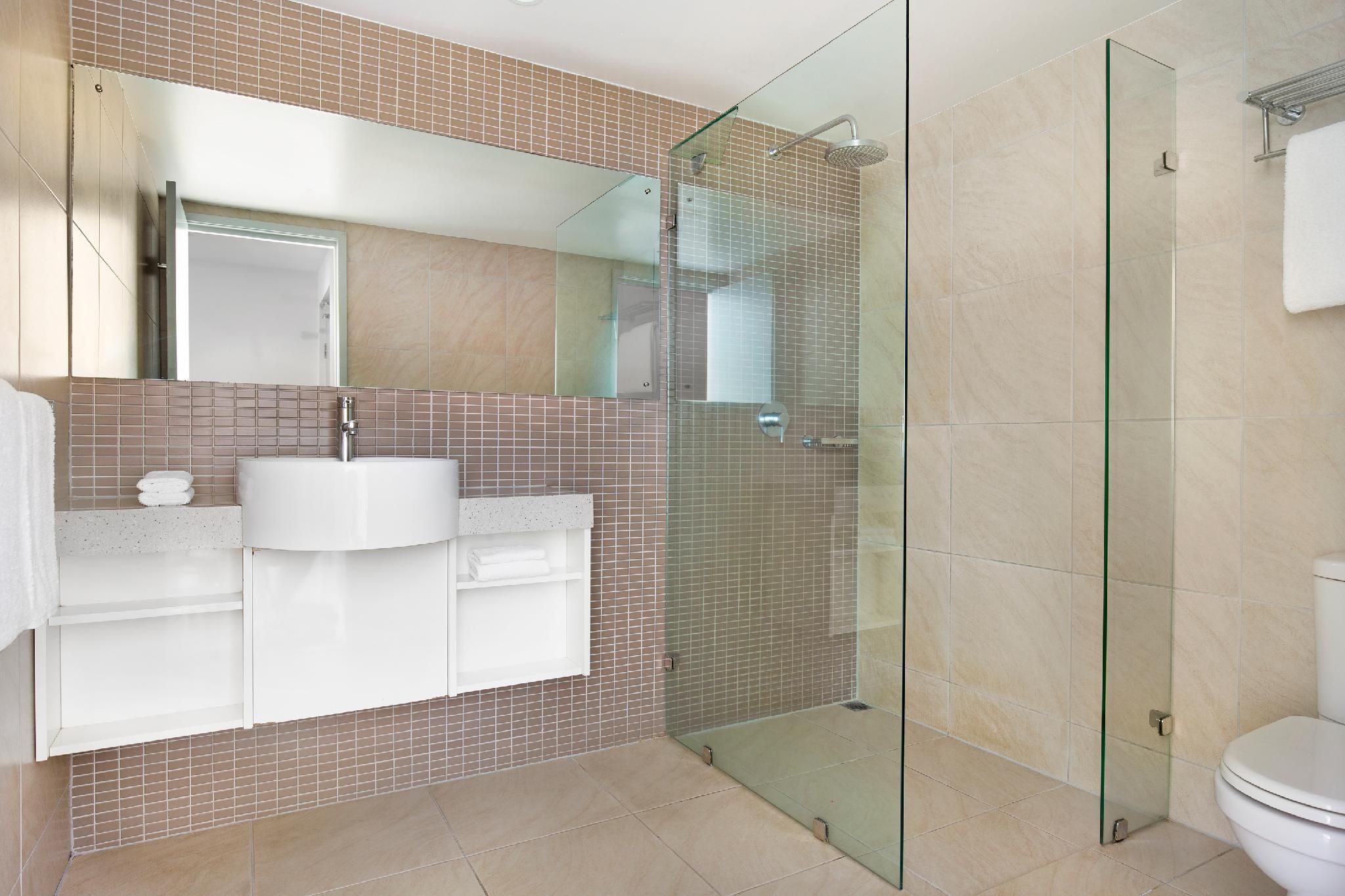 Studio Apartment Water View