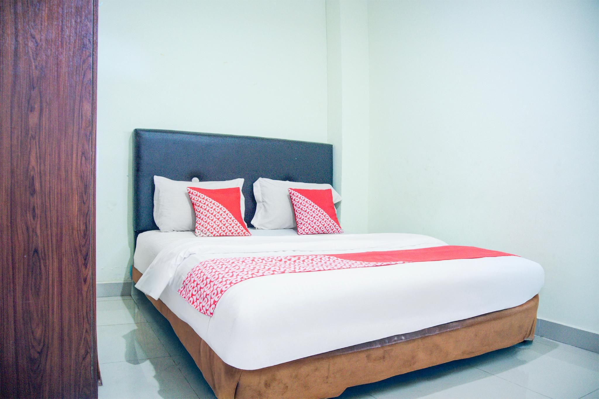 Hotel O Angkatan 45 Near Istana Gubernur Formerly Maleo Hotel Deluxe Double