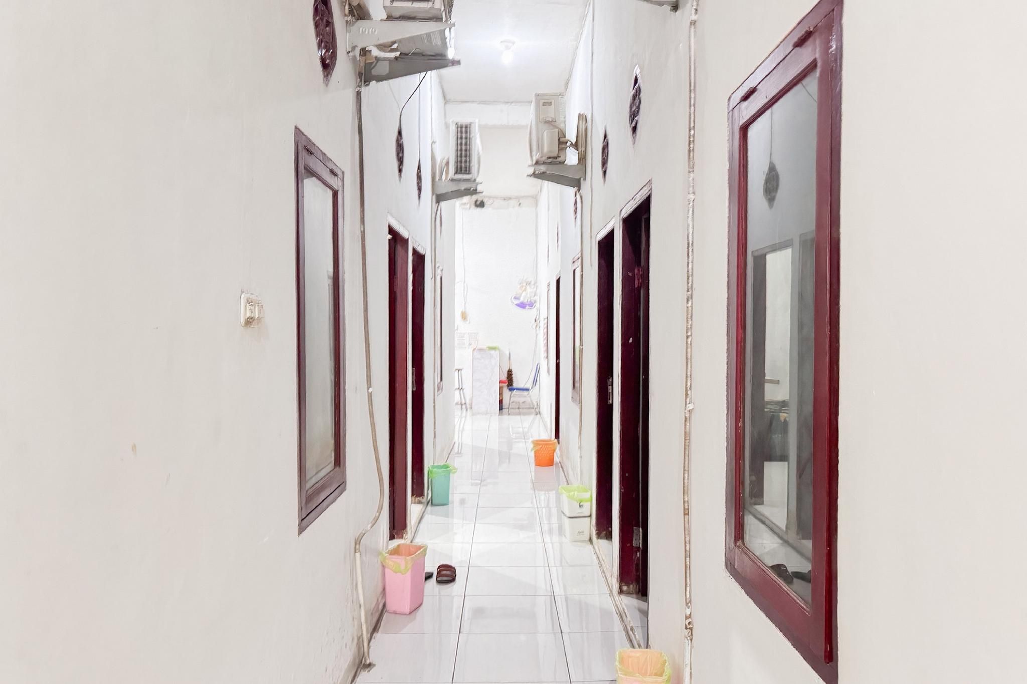 RedDoorz @ Wisma Hiro Dwikora Palembang