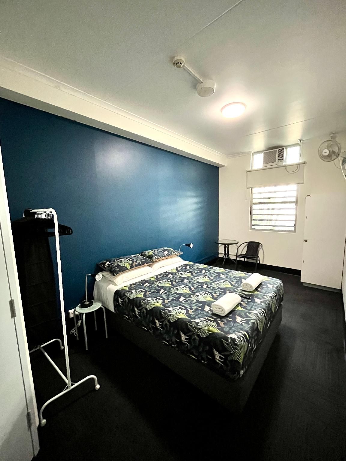 Queen Room with En-Suite