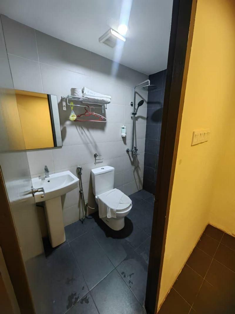 Studio8 Inn Twin Room 3