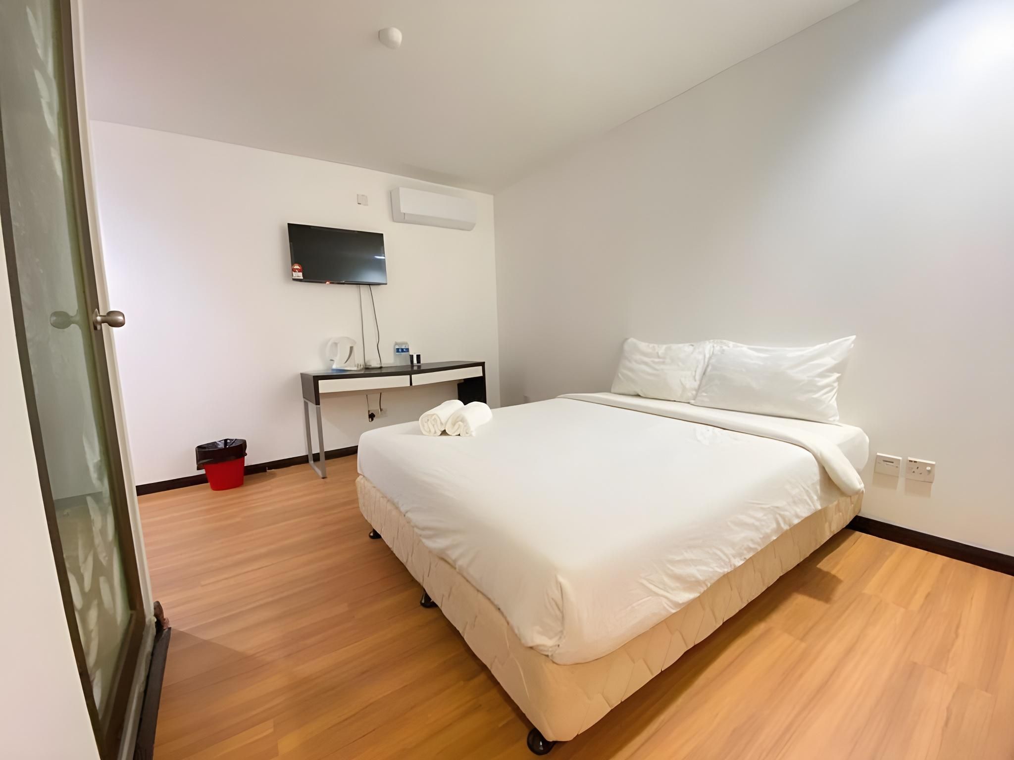 SEAVIEW BUSINESS INN Middle Suite 2