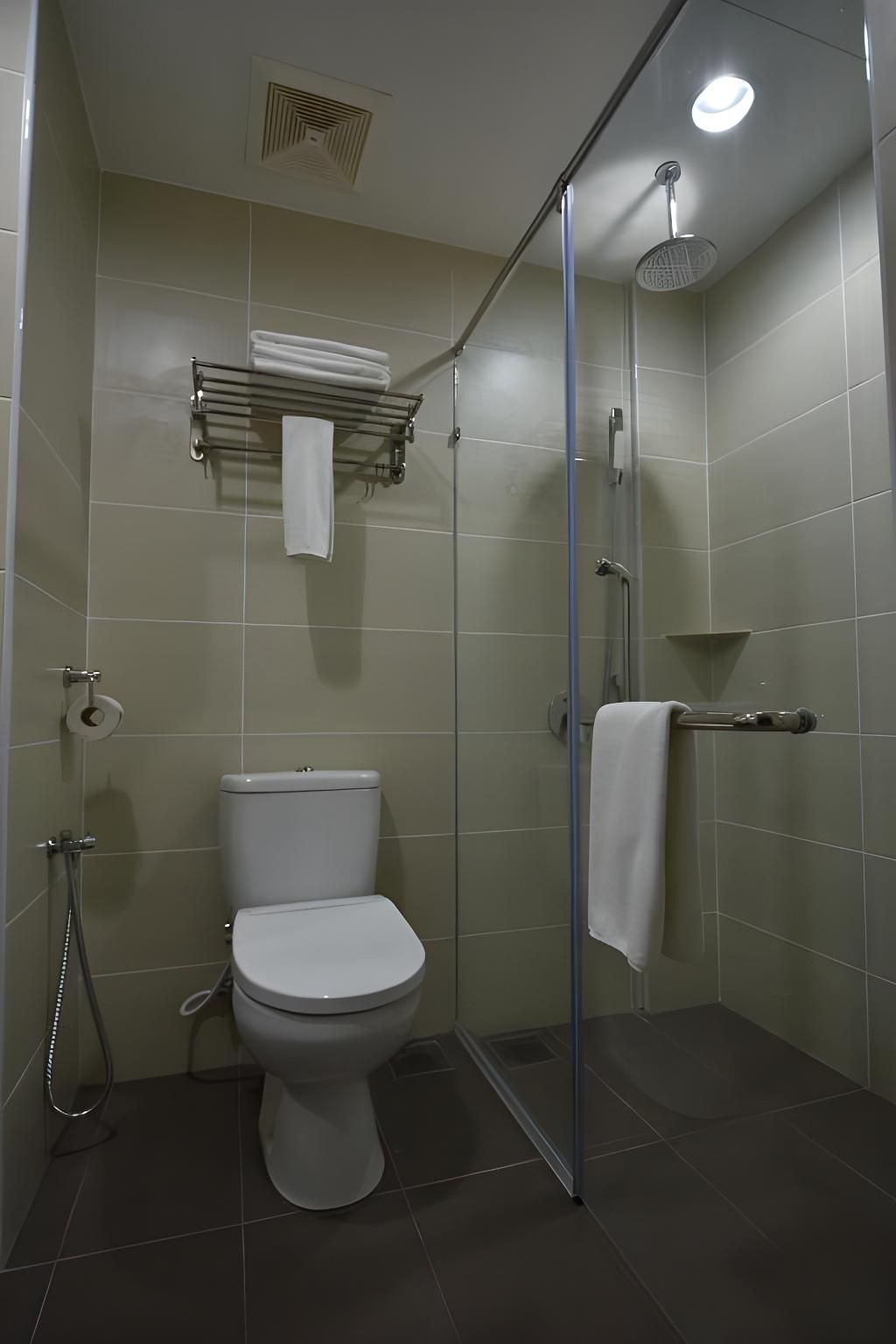 LI HUA HOTEL , BINTULU SENTRAL Family Room 2