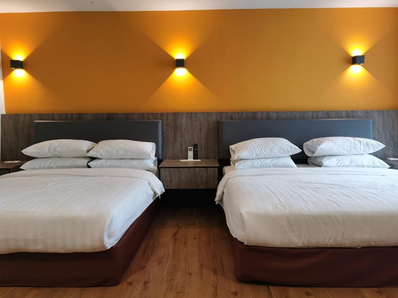Deluxe Family Suite