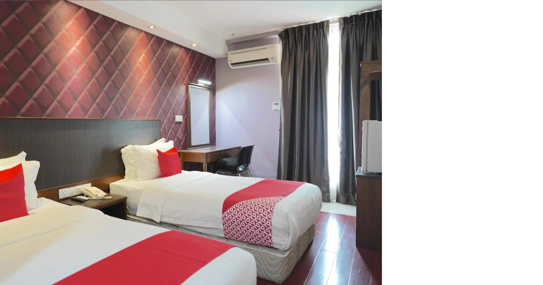 Deluxe Twin Room