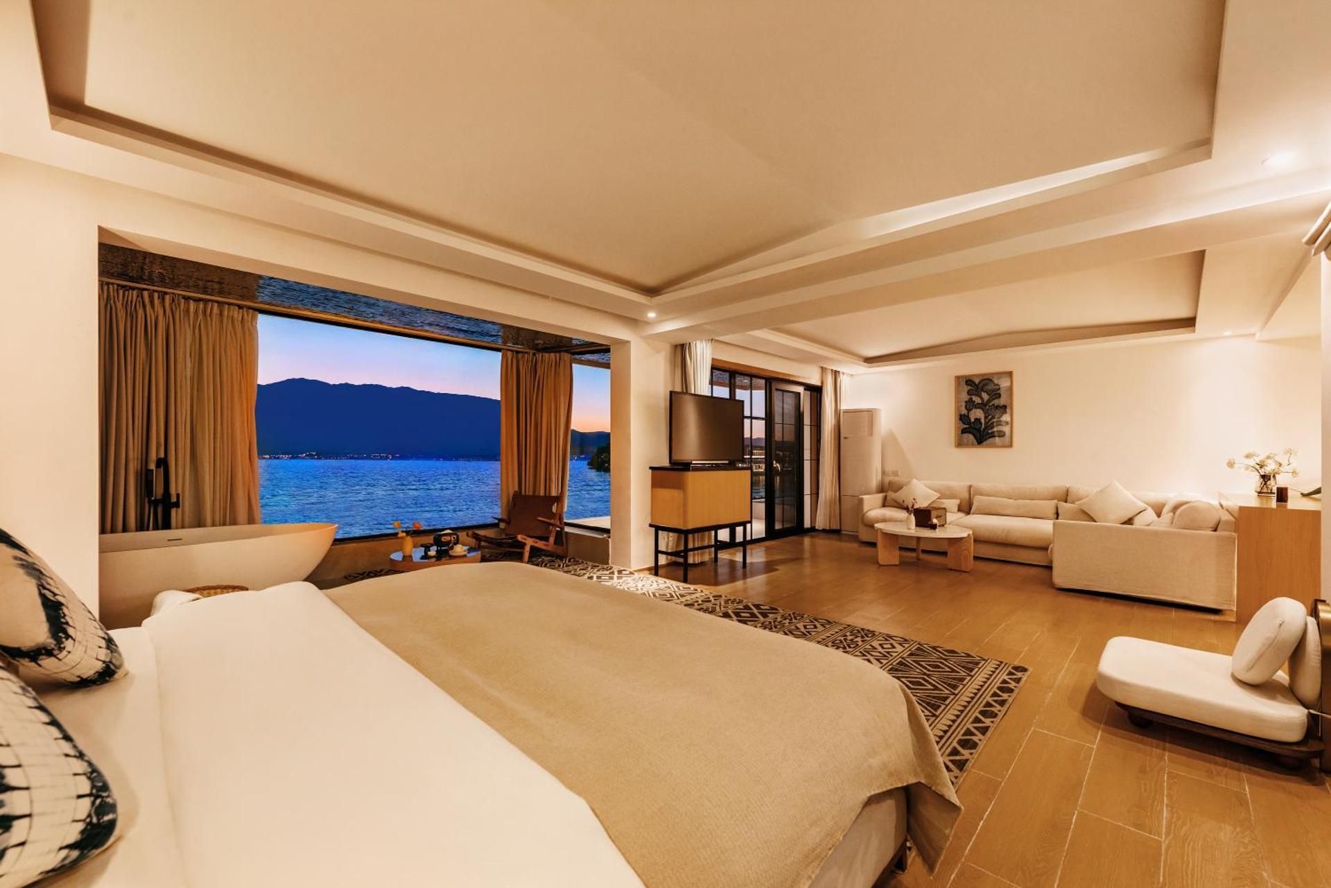 Suite with Balcony