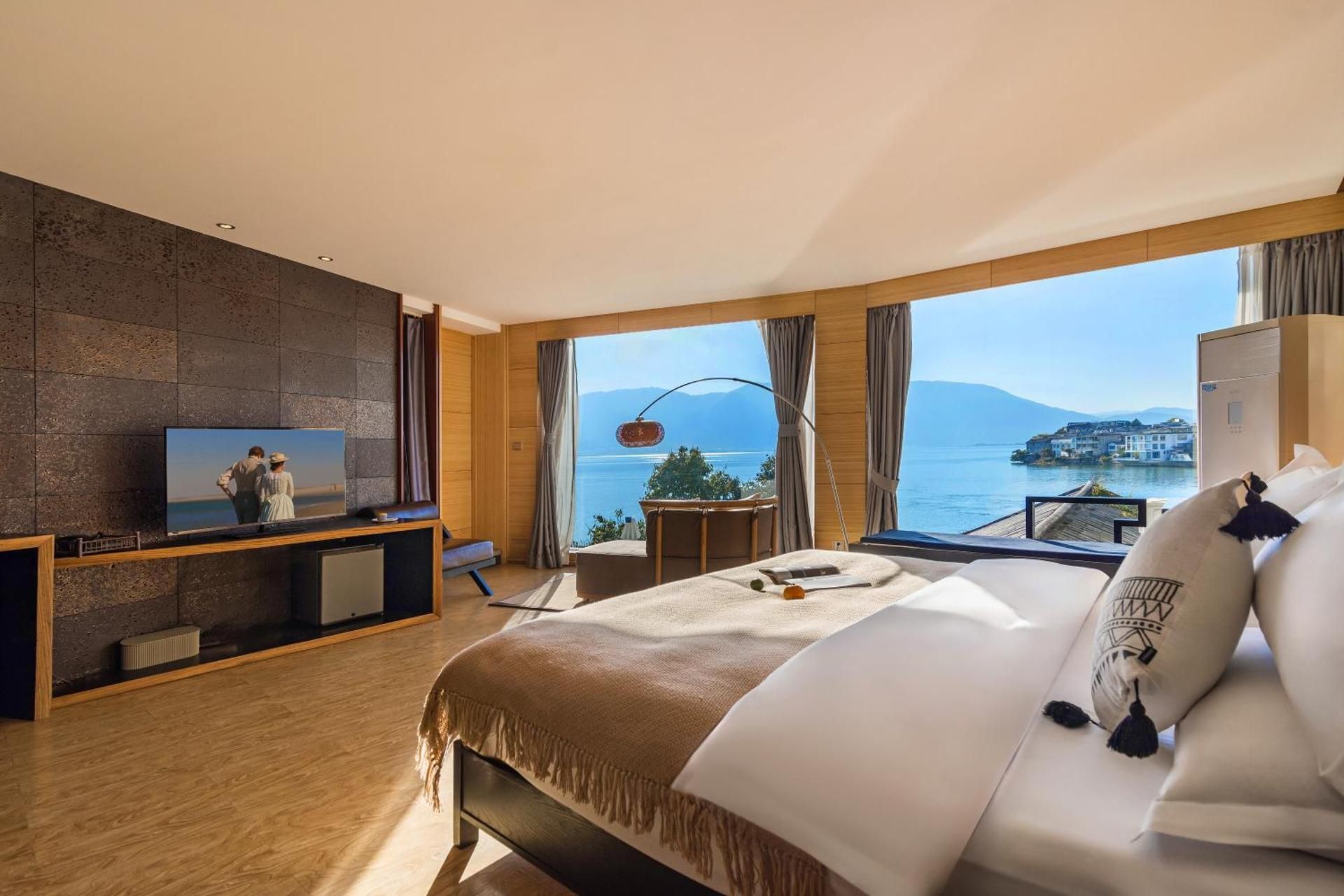 Double Room with Balcony (2 Adults + 1 Child)