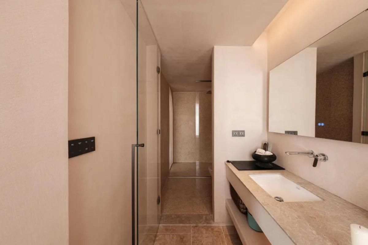Deluxe Double Room with Bath