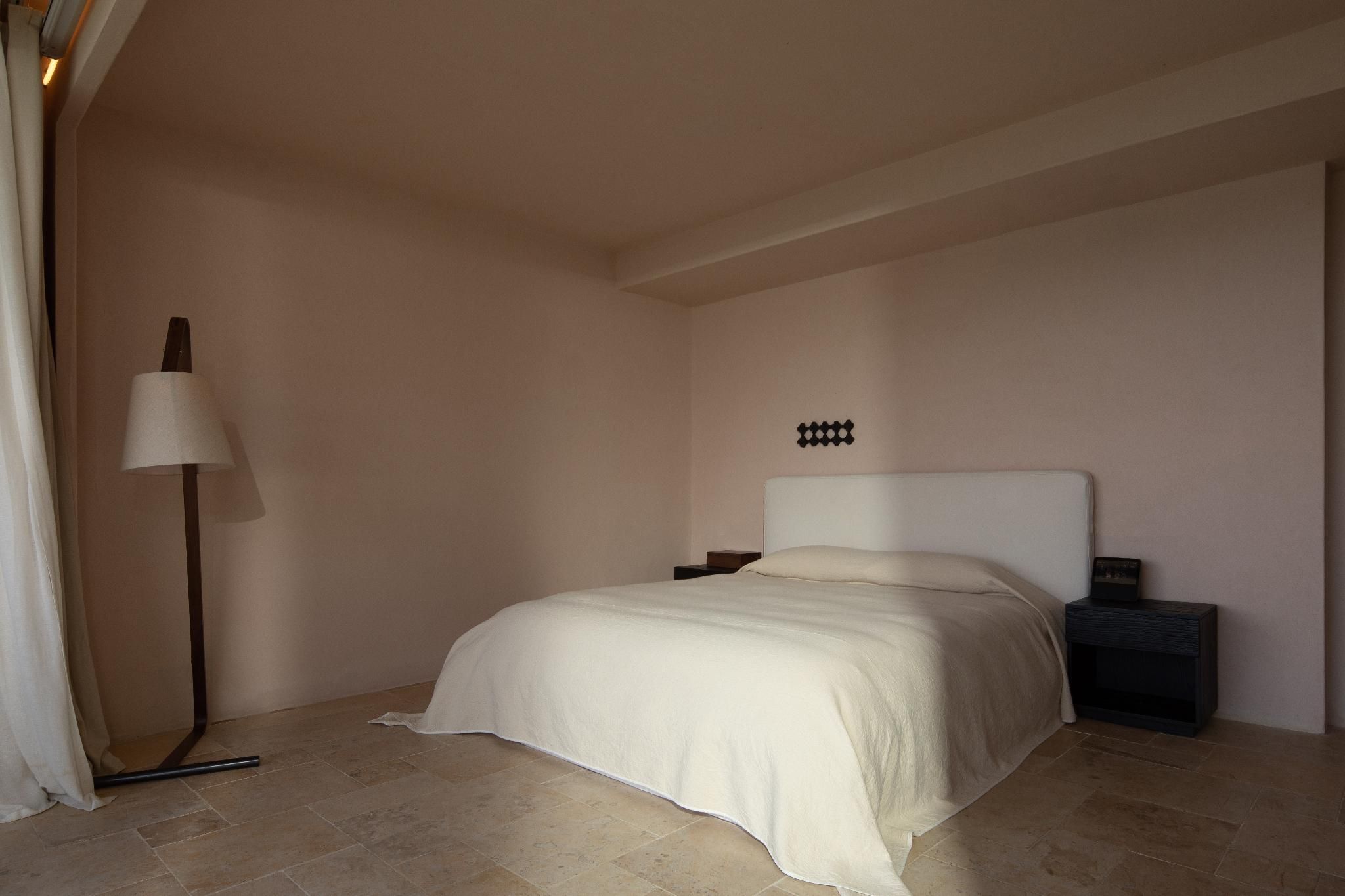 Harbour View Suite with Balcony