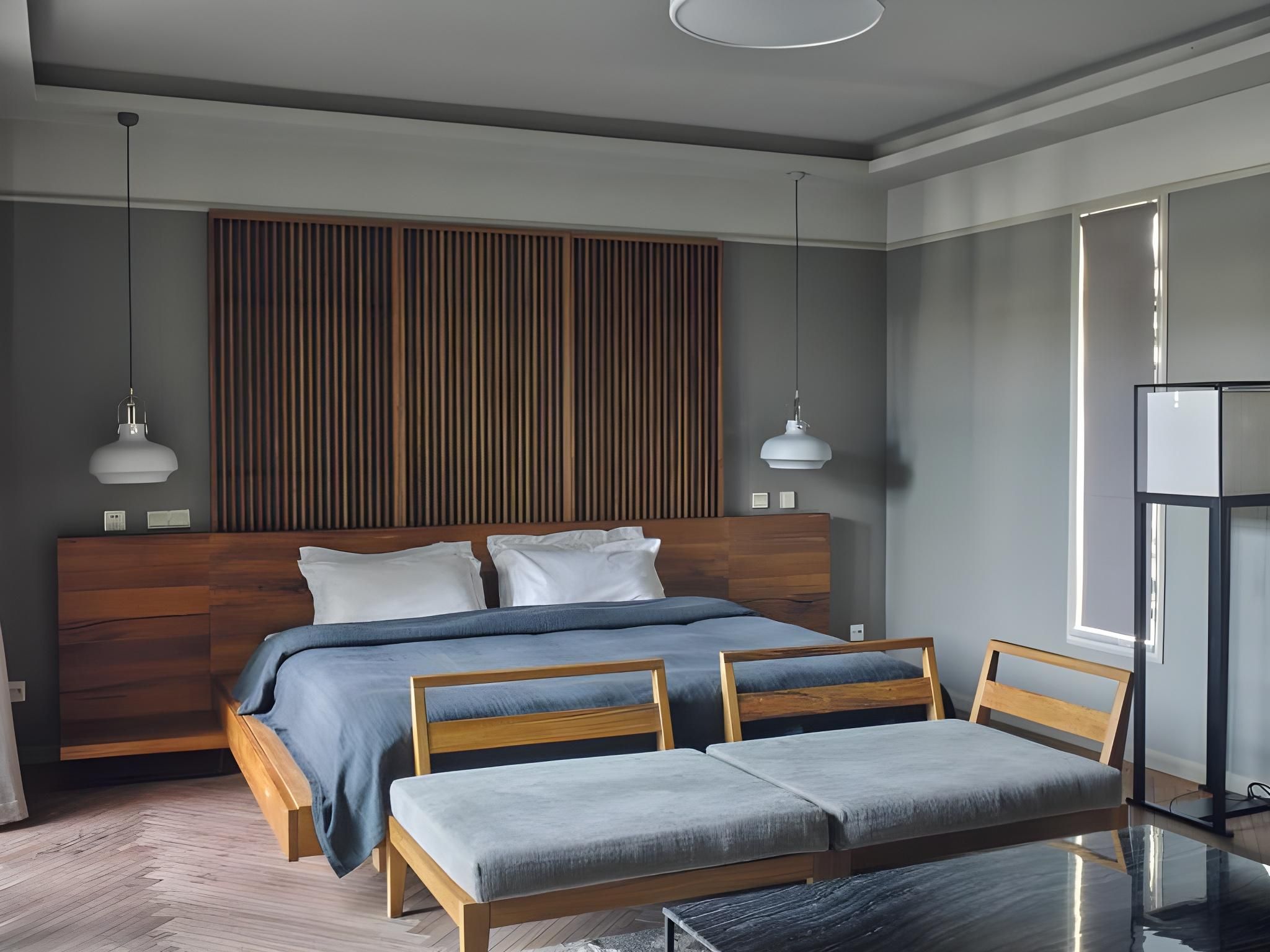 Courtyard Suite