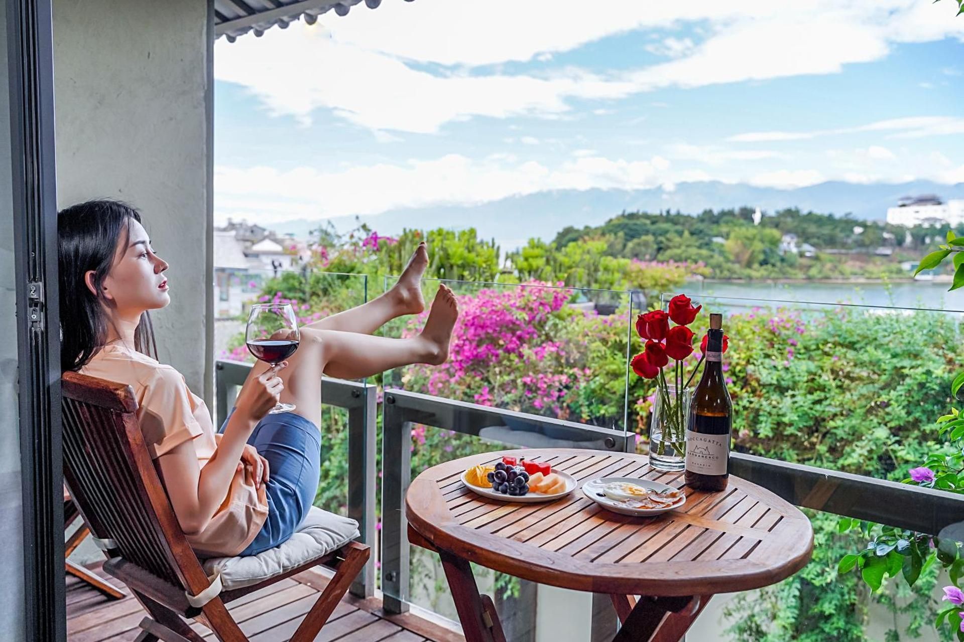 Double Room with Balcony and Sea View