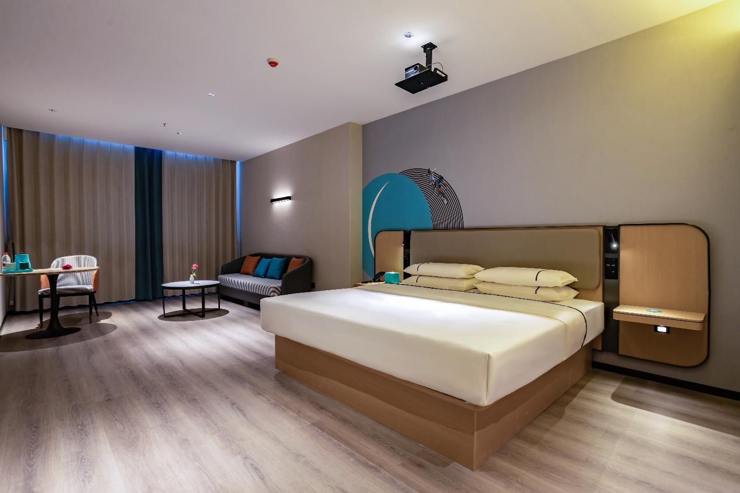 Dossen - Deluxe Cinema 1 Bed Room