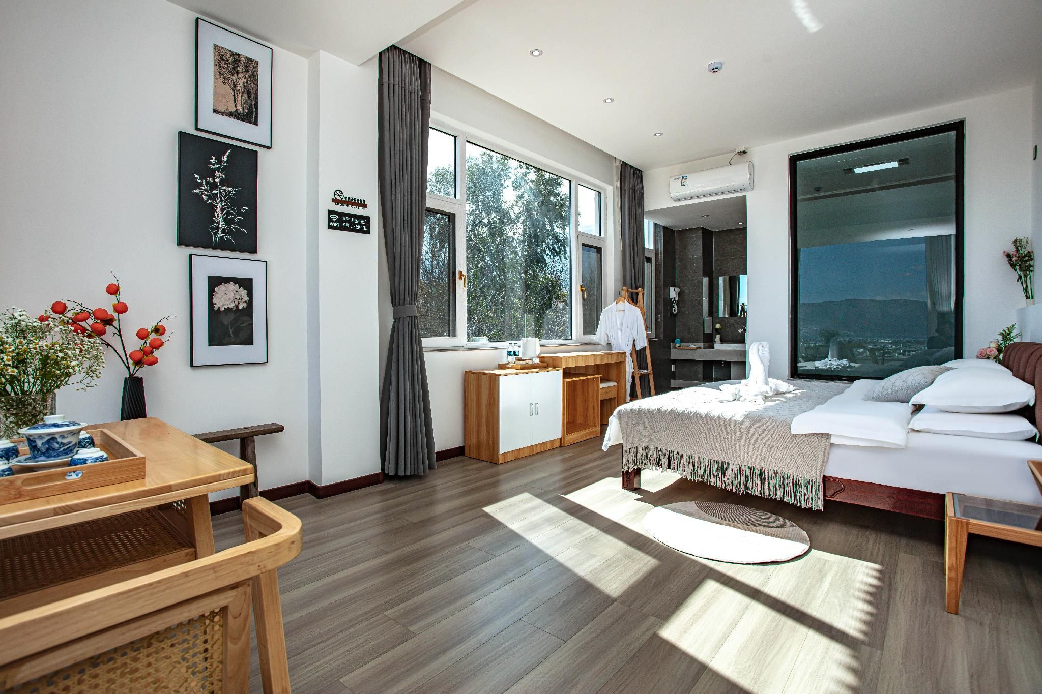 King Bed Room