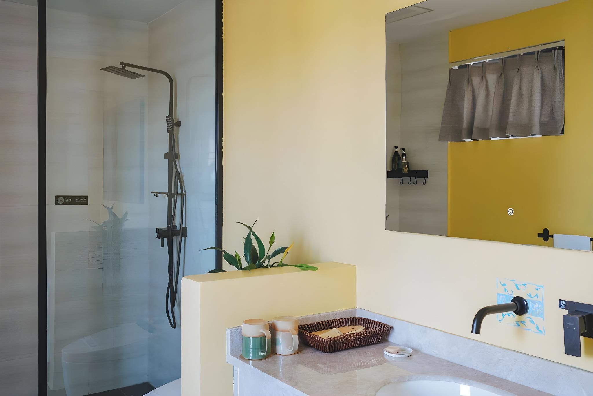 2 Bed Twin Superior Room
