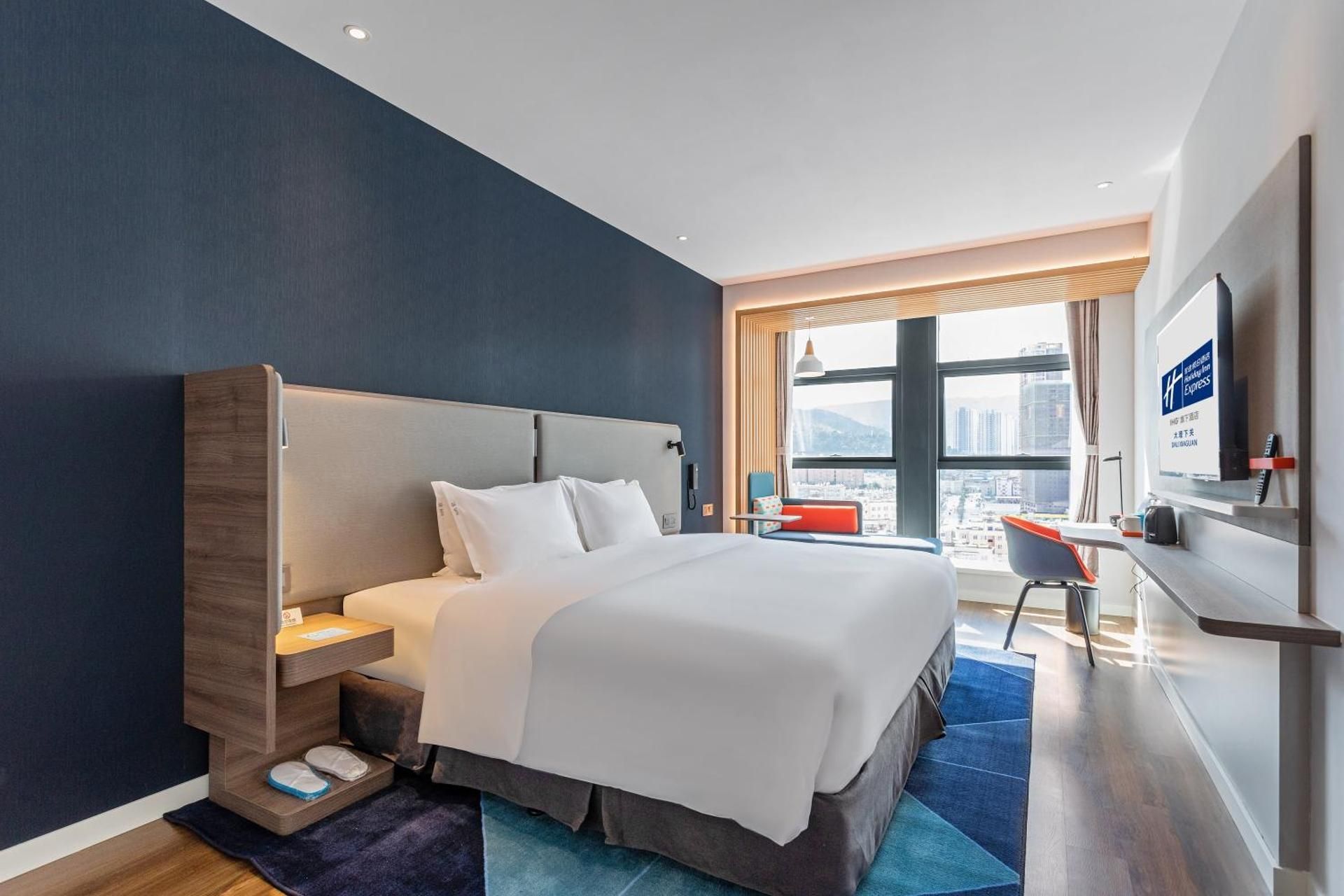 Holiday Inn Express Dali Xiaguan By IHG King Standard Smoking