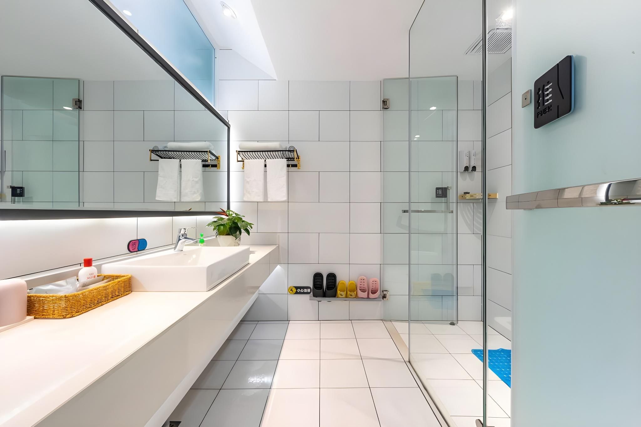 Floral Dali West Beach Xiaoyin Seaview Inn Garden King 3