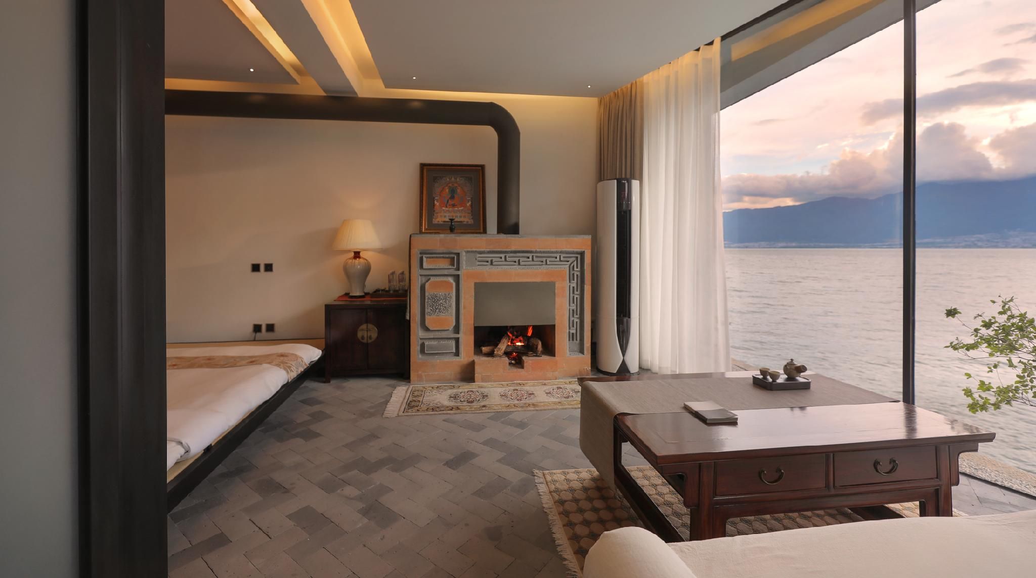 Lake View Family Suite