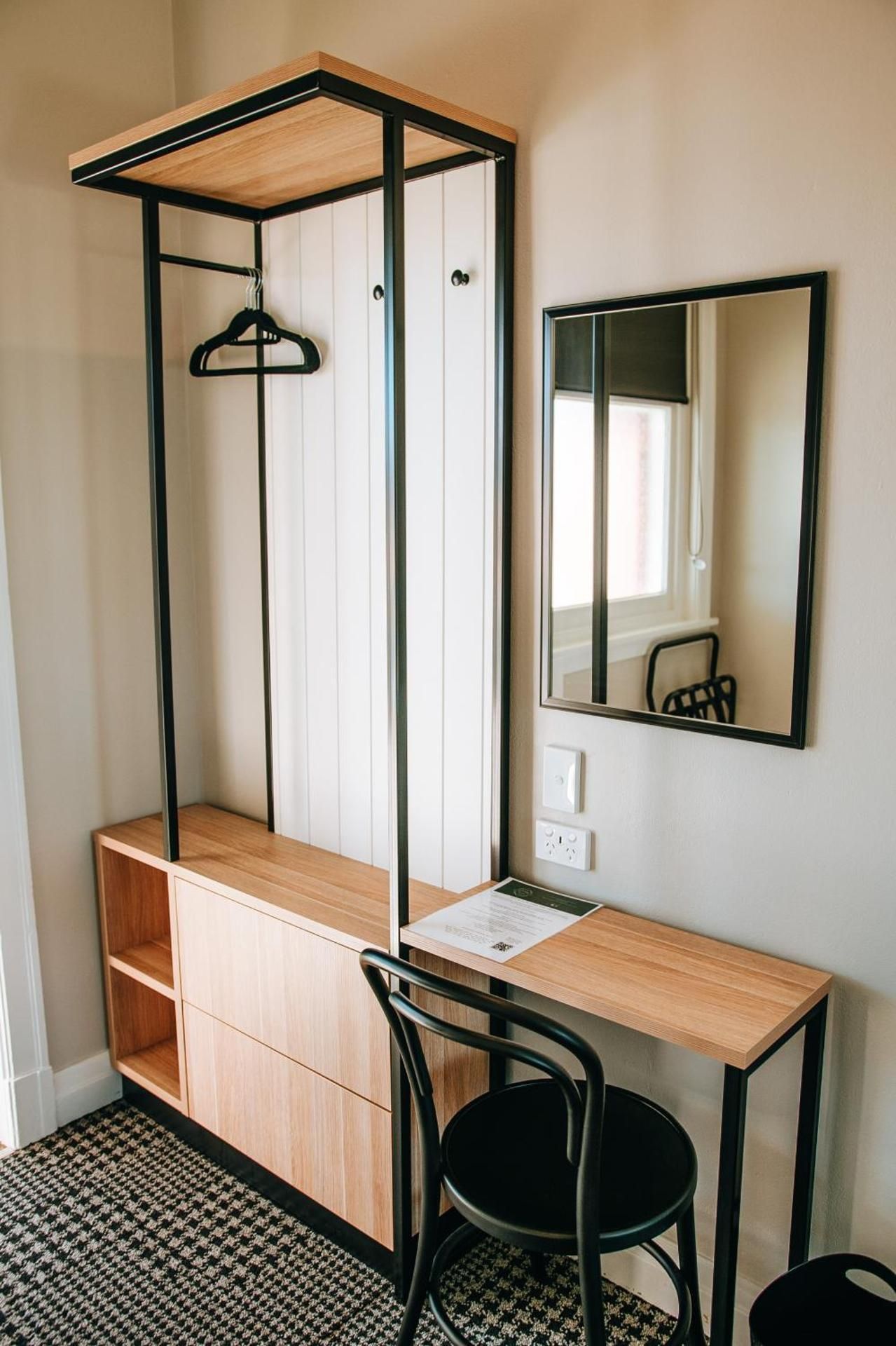 Queen Room with Shared Bathroom