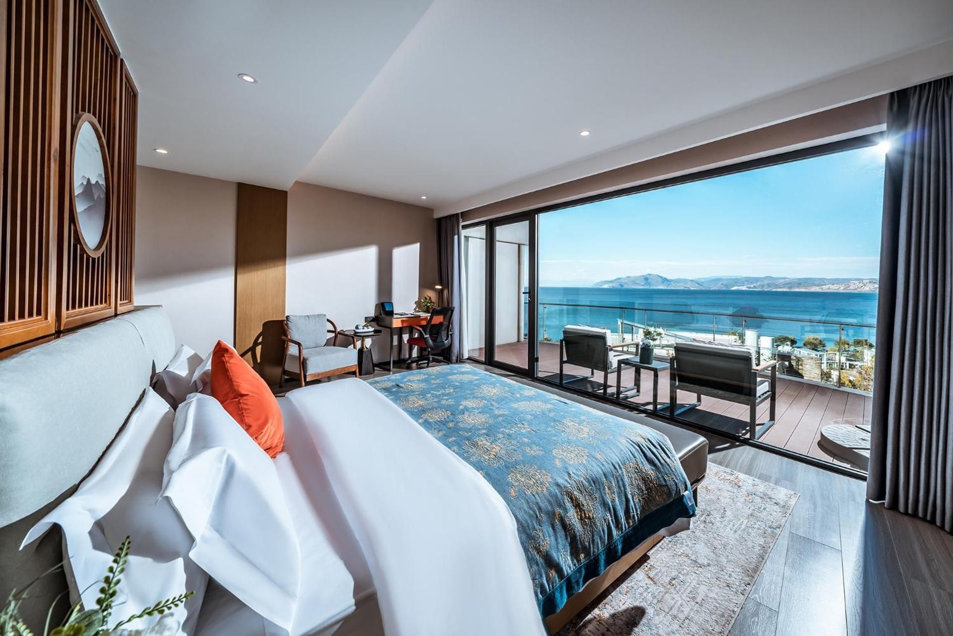 Ocean View King