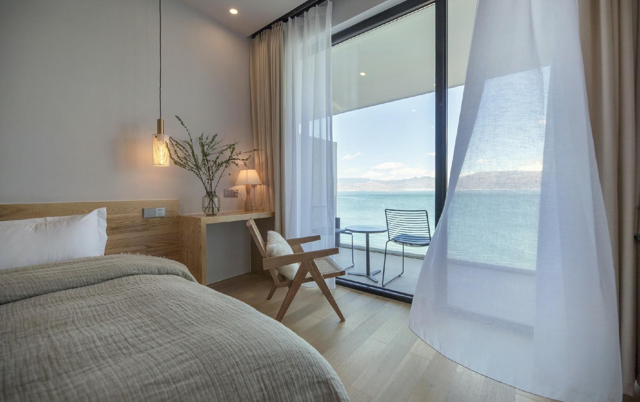 Lake View - Double Room