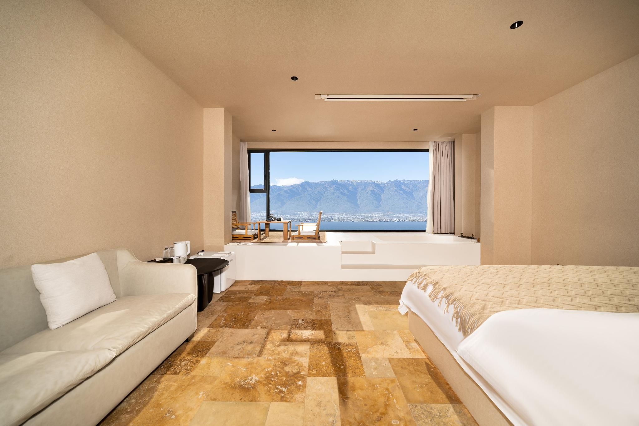 Queen Room with View