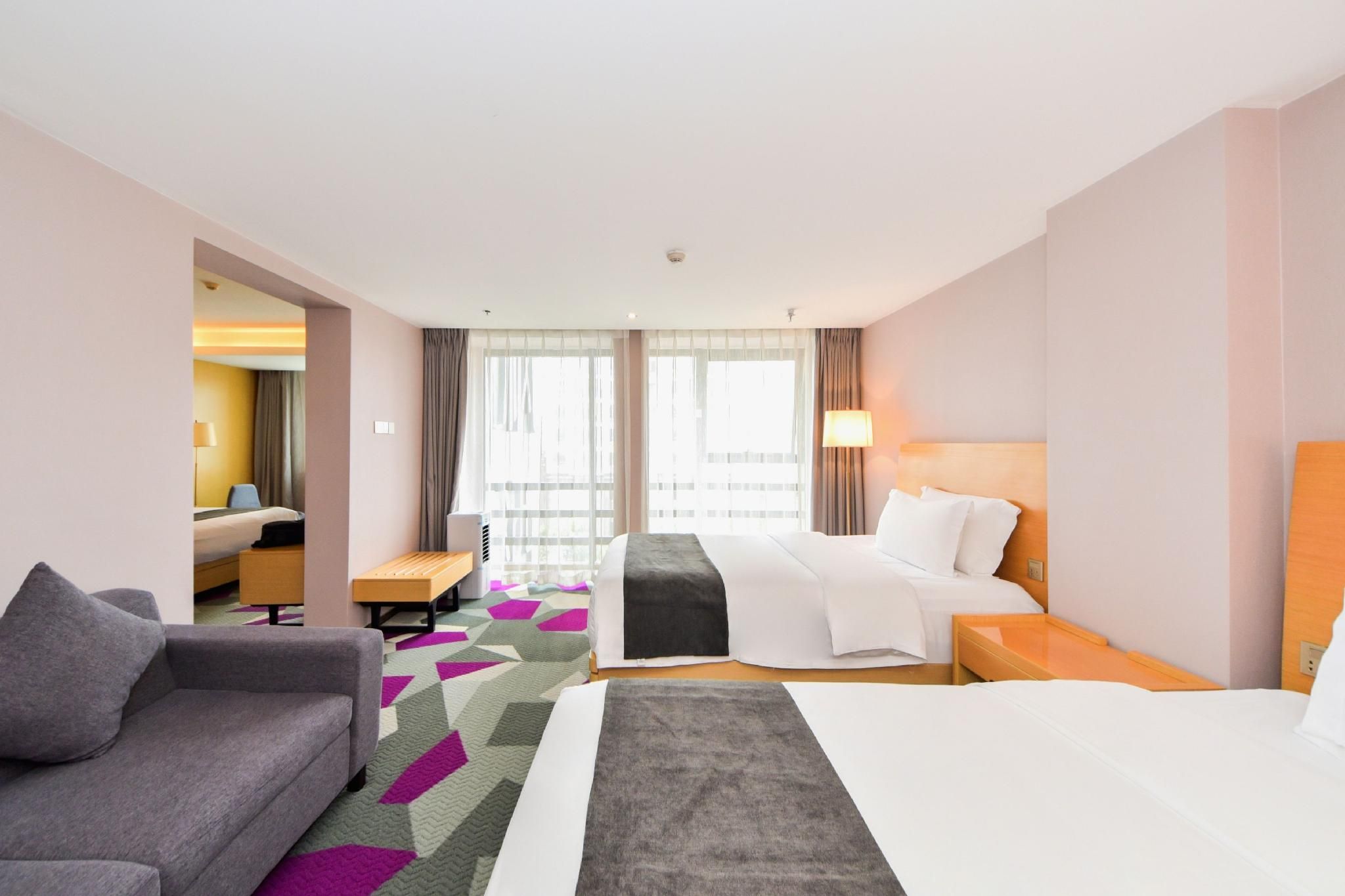 Lavande Hotel Dali High-Speed Railway Station Erhai Park Deluxe Family