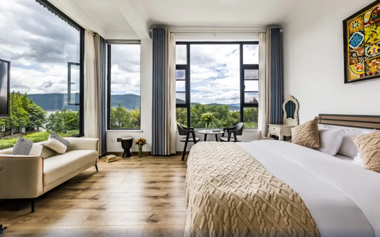 Superior King Bed Room