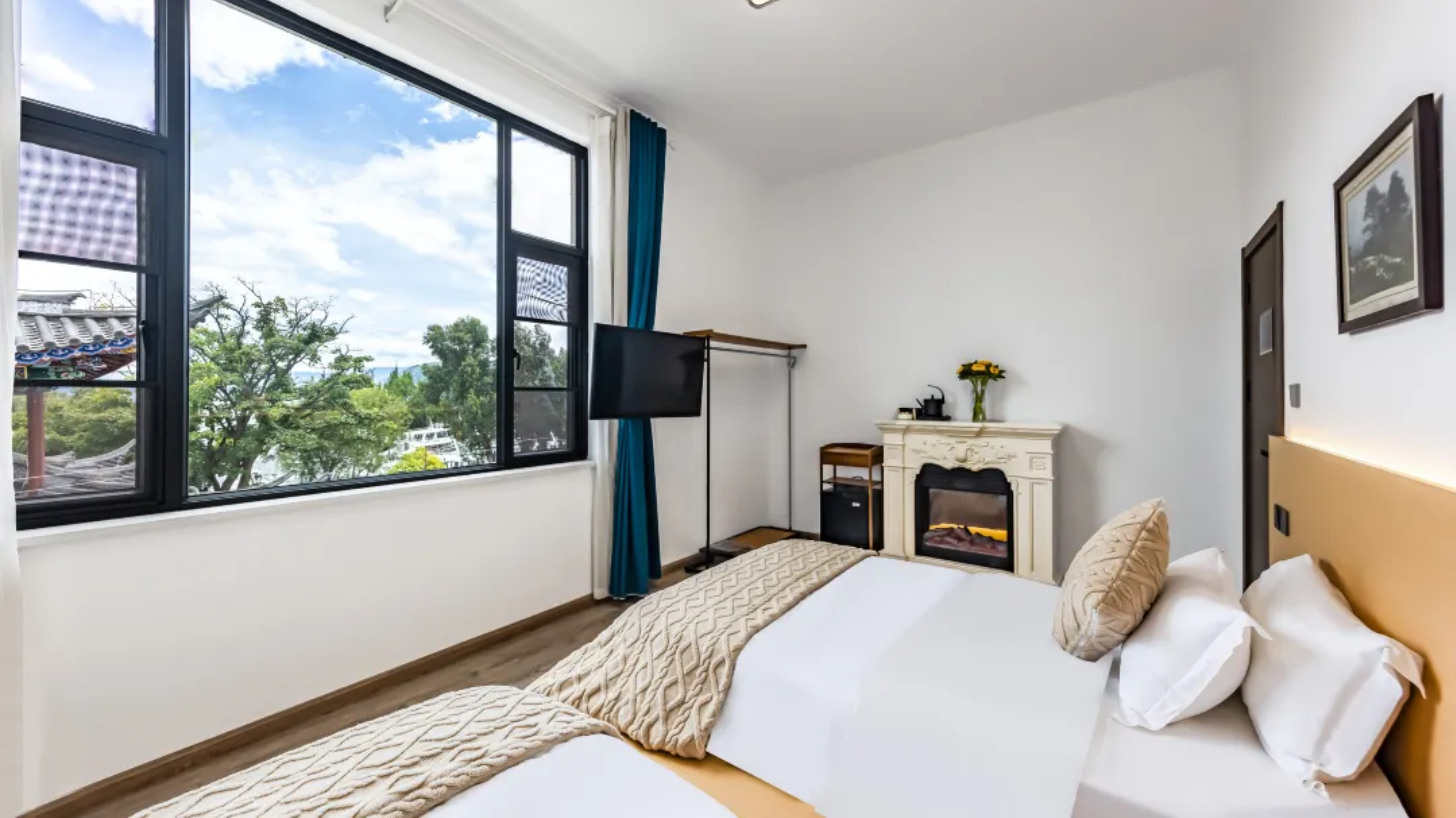 Twin Room with Bathroom