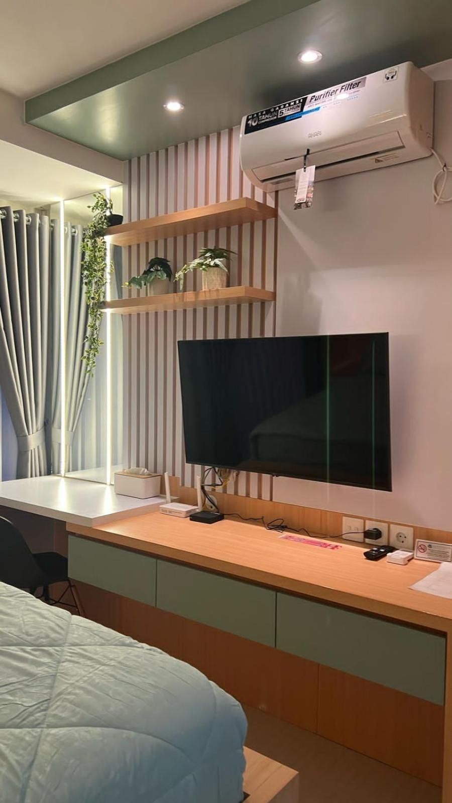 Deluxe Studio