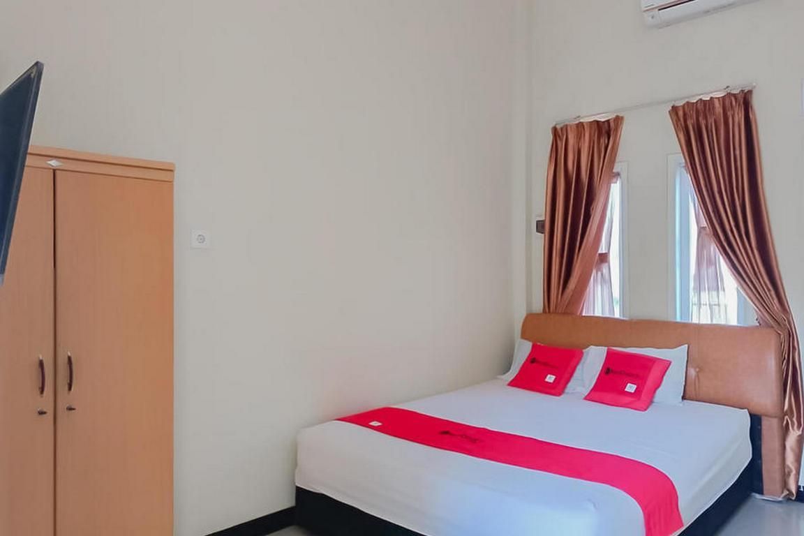 RedDoorz Room