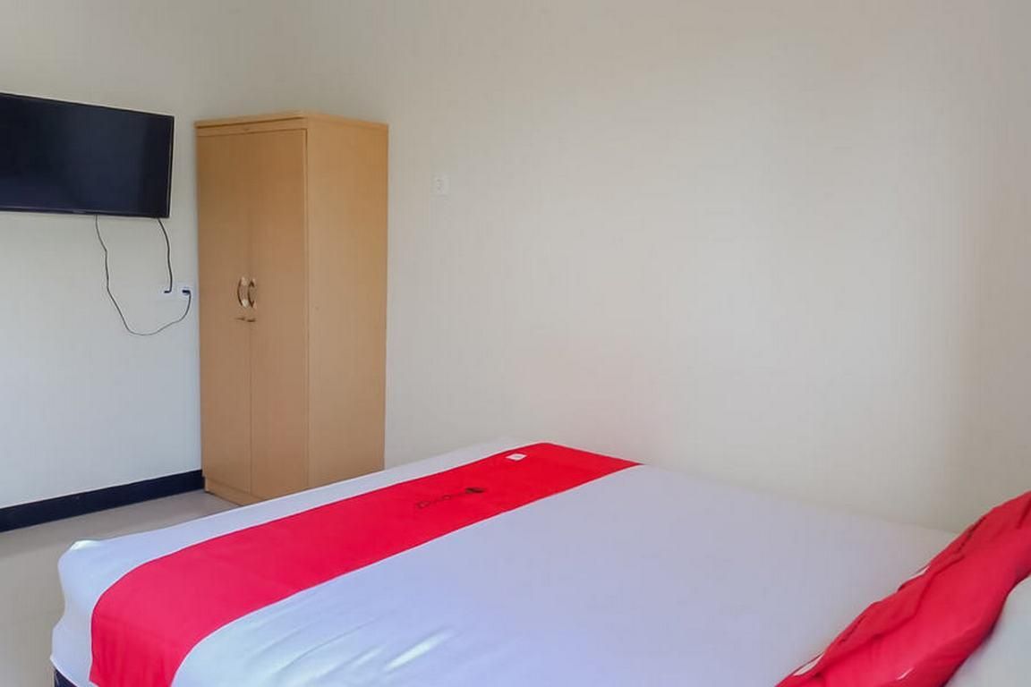 RedDoorz Room