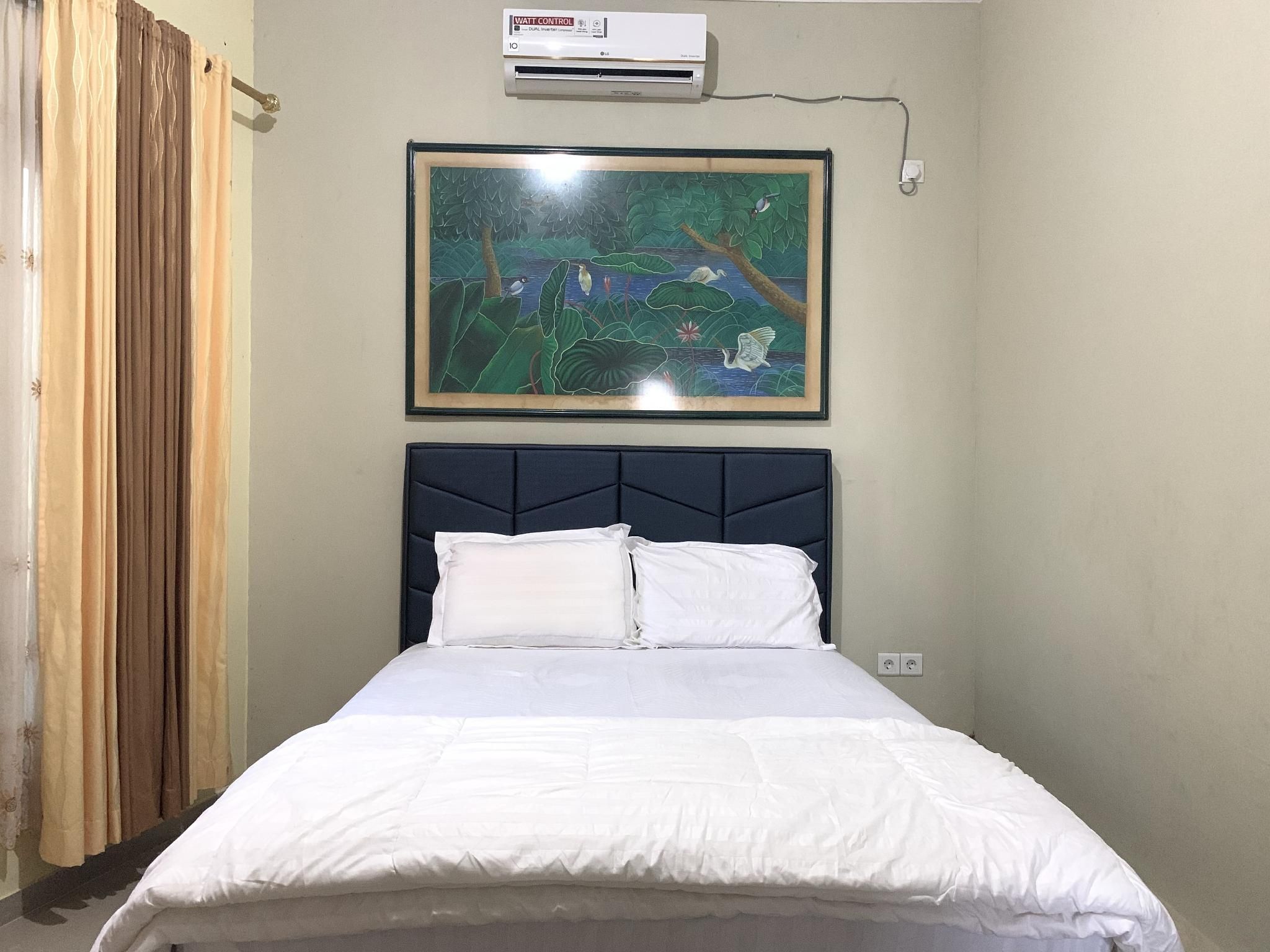 Double Room without Air Conditioning